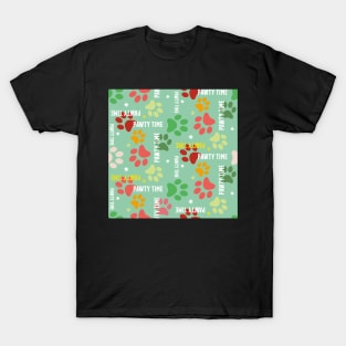 pawty time – paw prints on green seamless repeat pattern T-Shirt